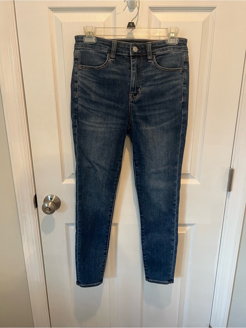 American Eagle size 8 jeggings